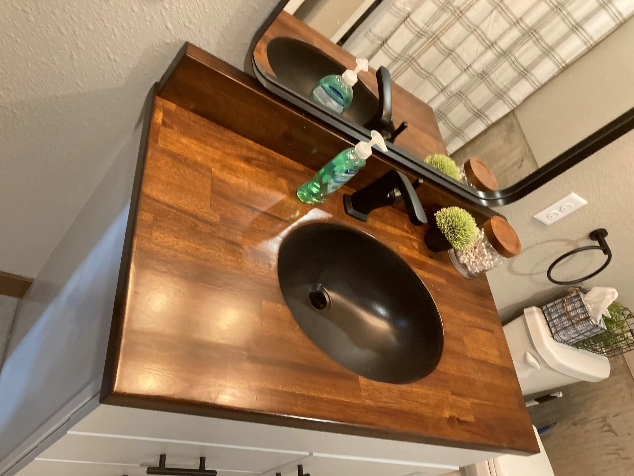 pic18-butcher-block-vanity-top-gallery-11.webp